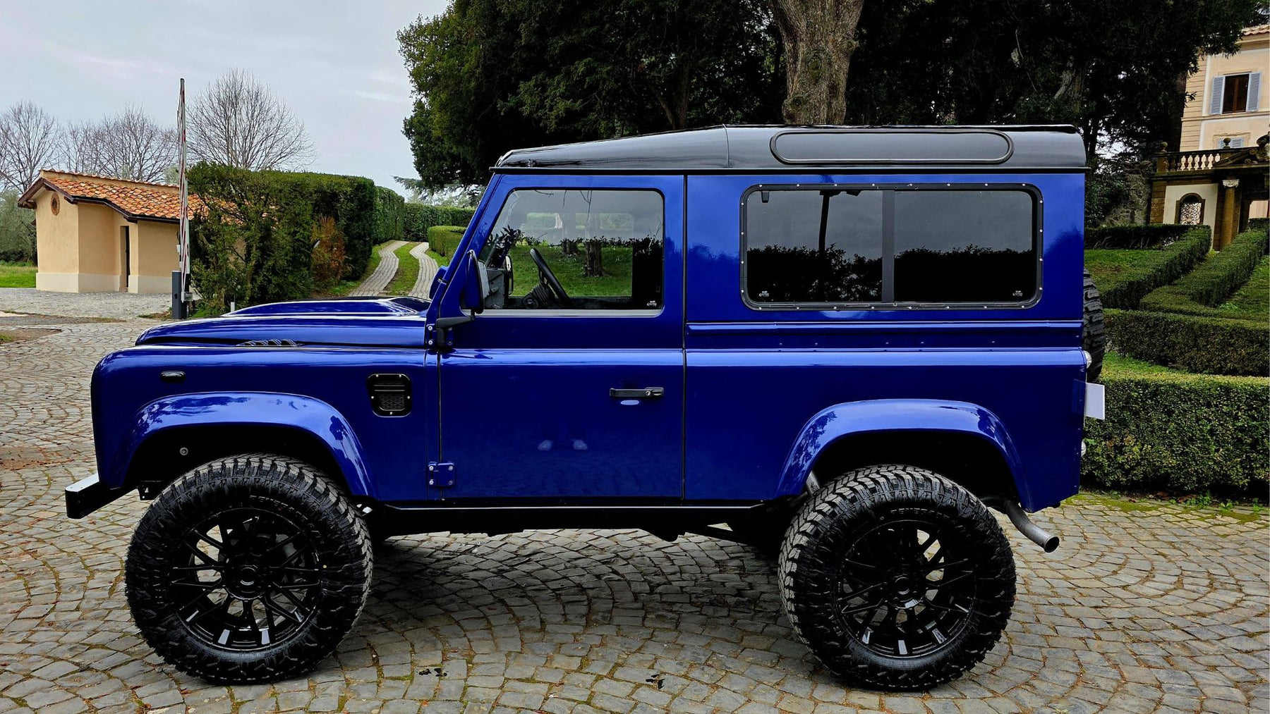 Land Rover Defender 90 LHD 1987 200TDI