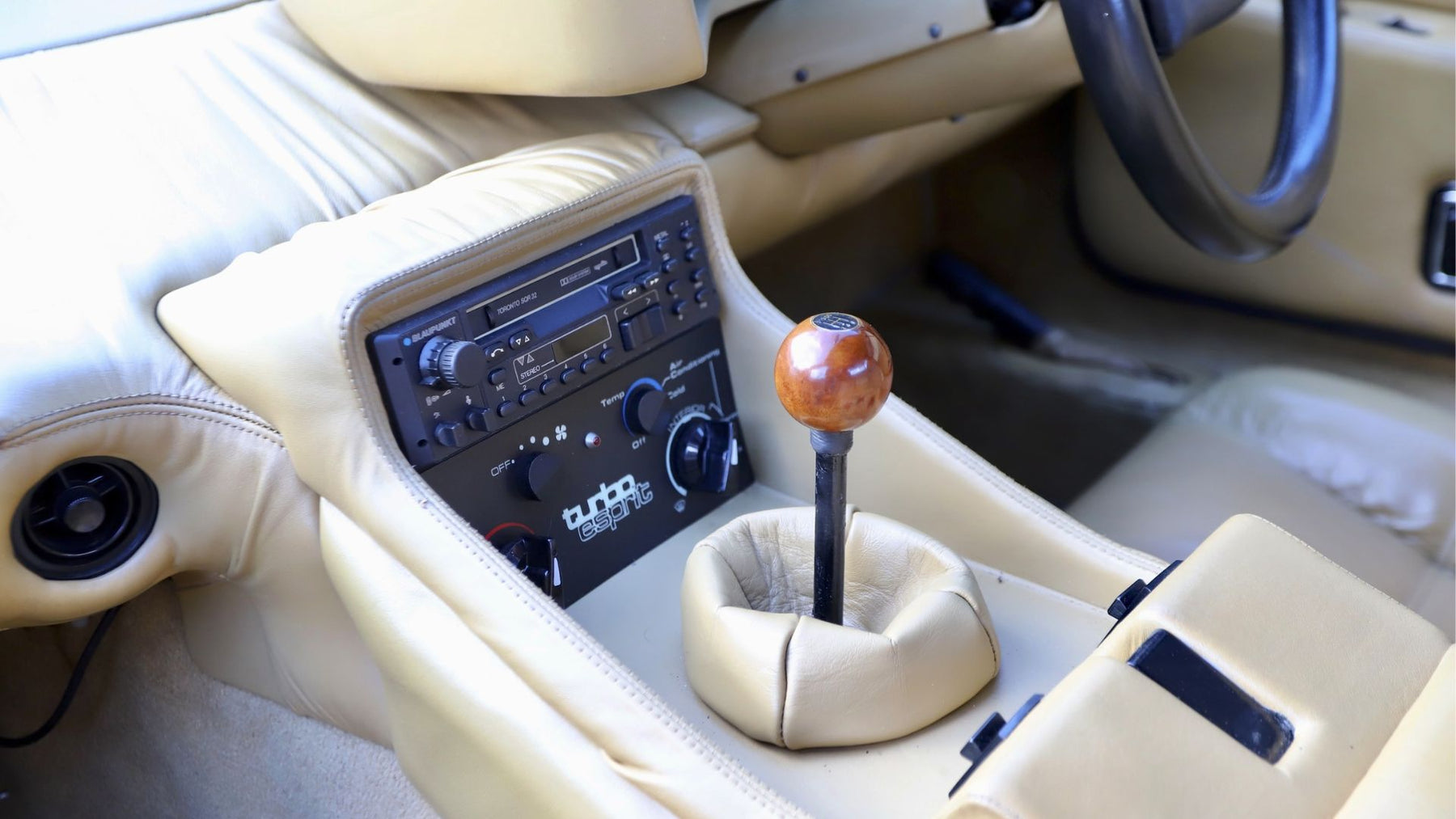 Lotus Esprit Turbo 1984 — foto 11