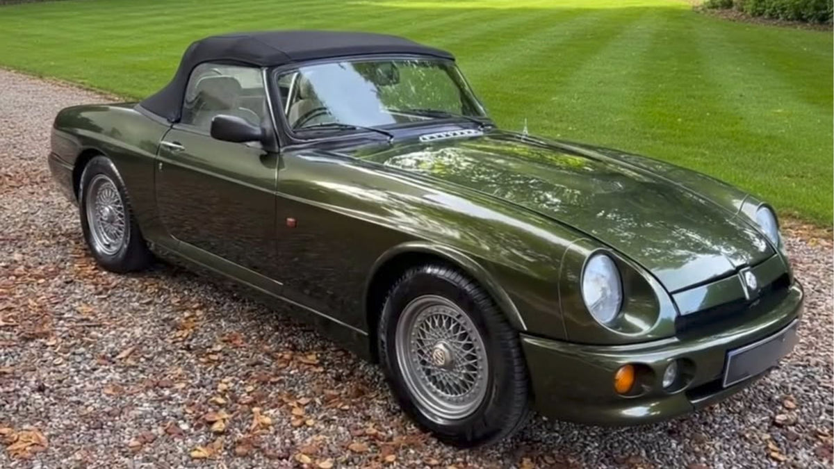MG RV8 1994