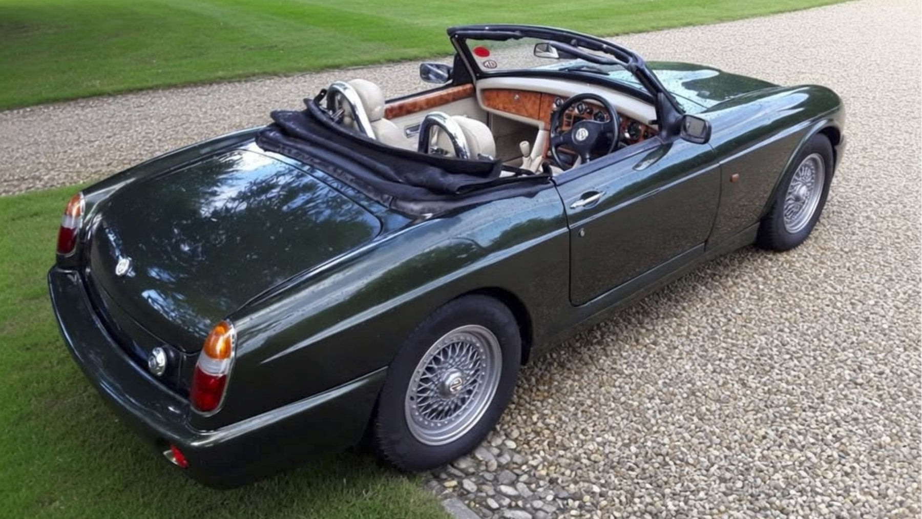 MG RV8 1994