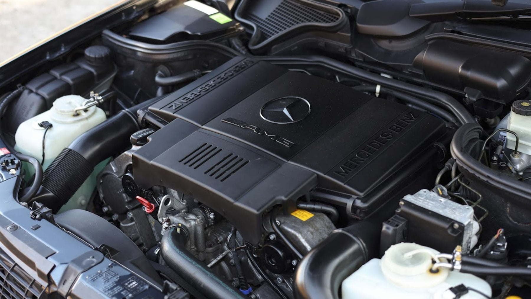Mercedes-Benz E50 AMG 1996 — foto 20