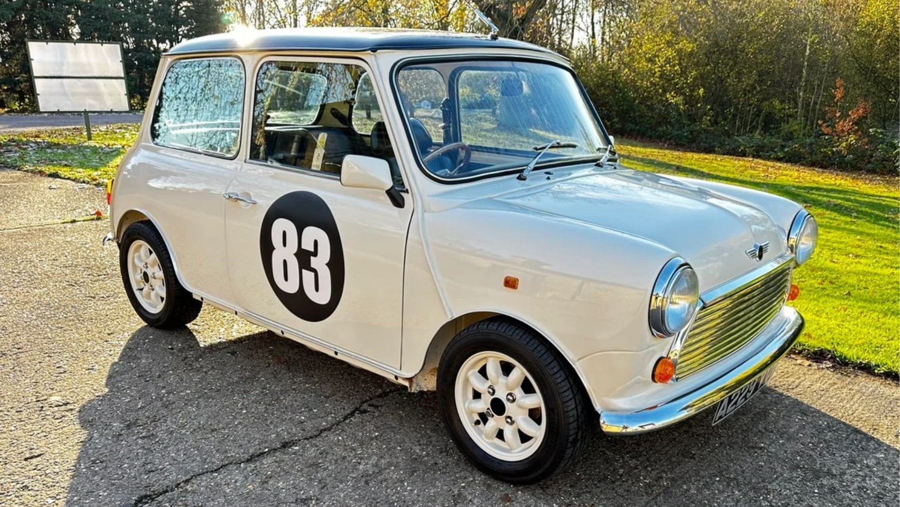 Mini Mayfair 1983