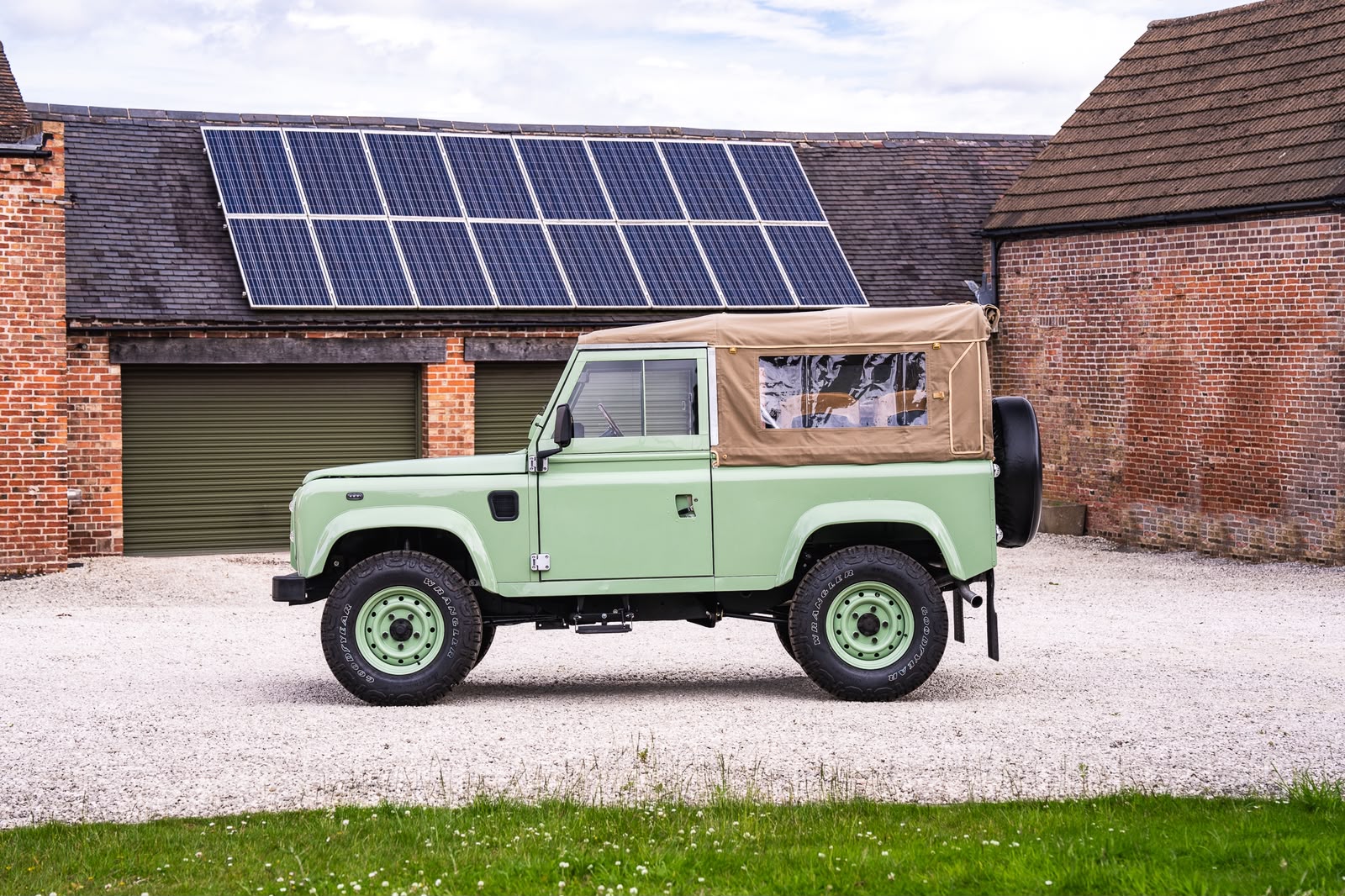 Land Rover Defender 90 Soft Top 1993