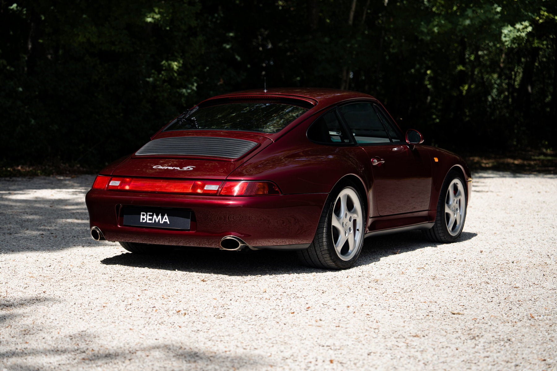 Porsche 993 Carrera 4S 1995 — Arena Red