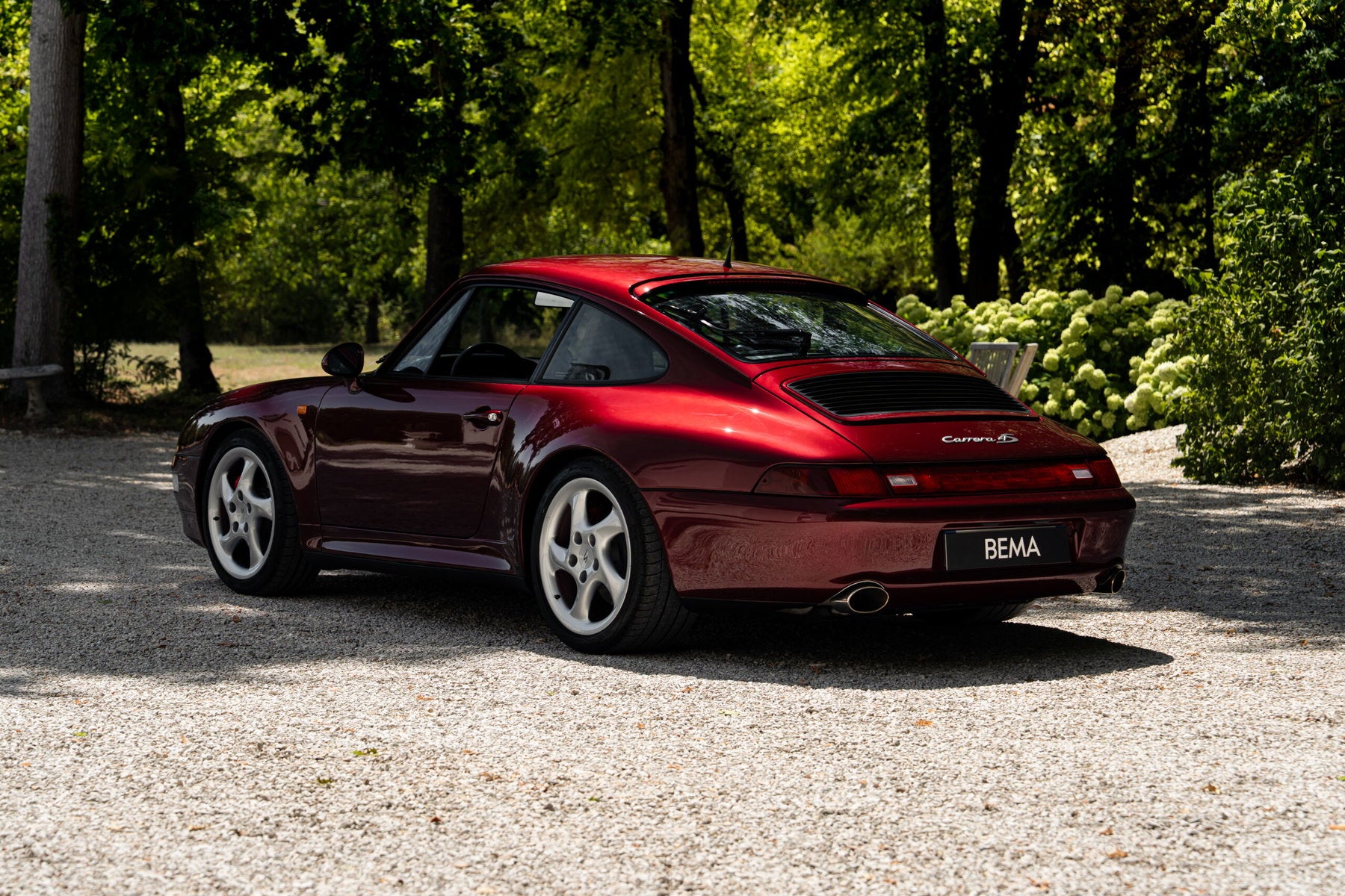 Porsche 993 Carrera 4S 1995 — Arena Red