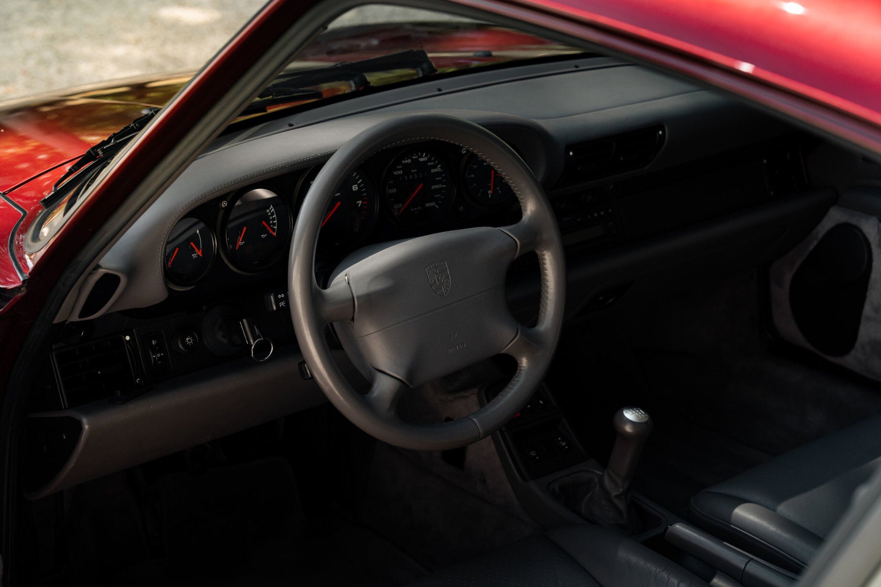 Porsche 993 Carrera 4S 1995 Arena Red - foto 17