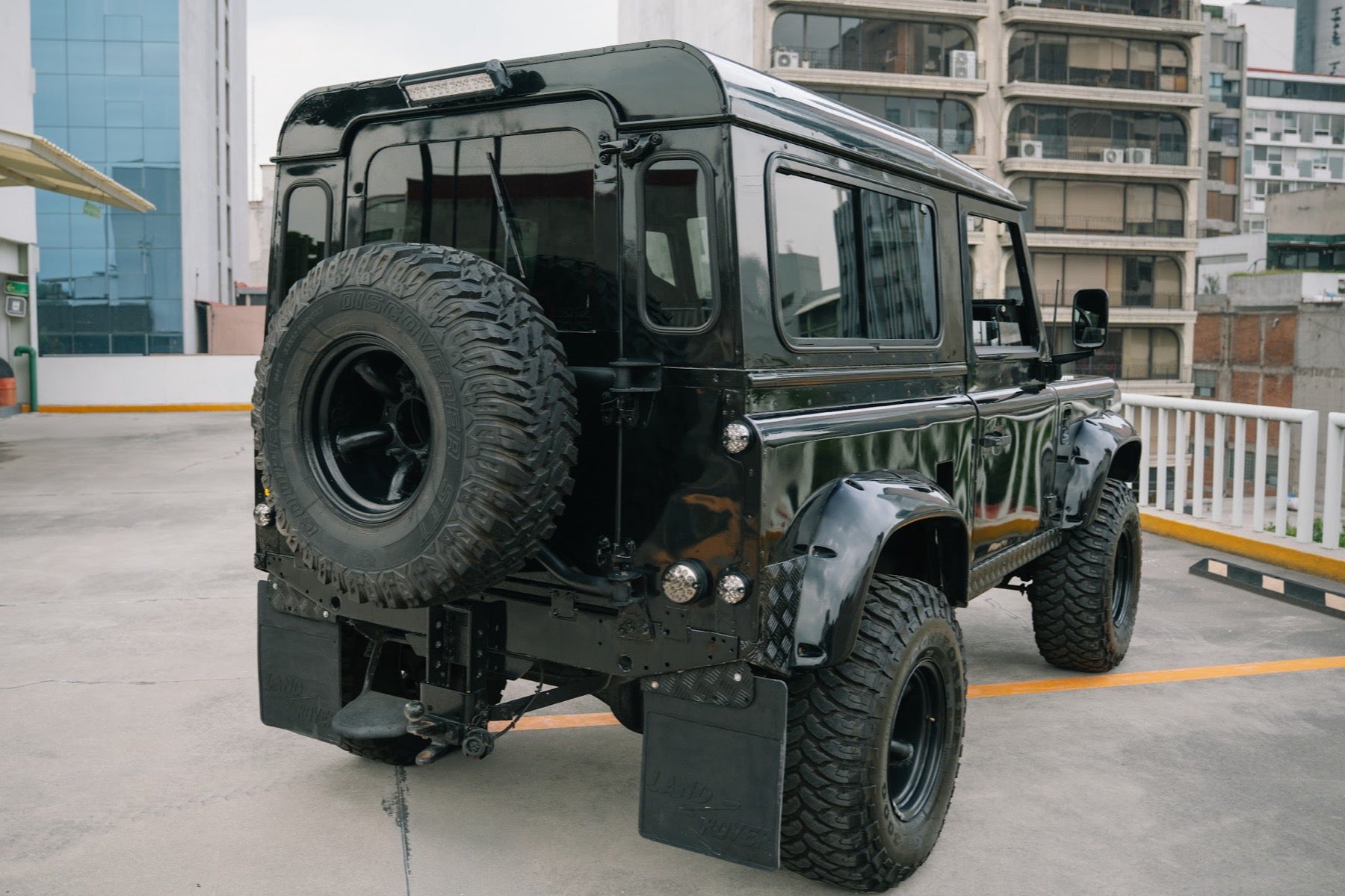 Land Rover Defender 90 2.5 TDI 1989 negro - foto 15
