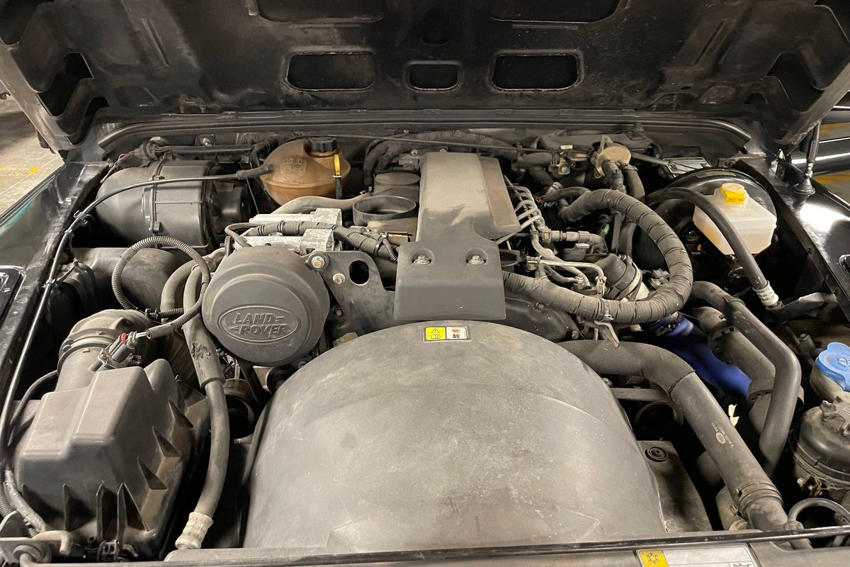Land Rover Defender 110 TD4 2008, motor diesel