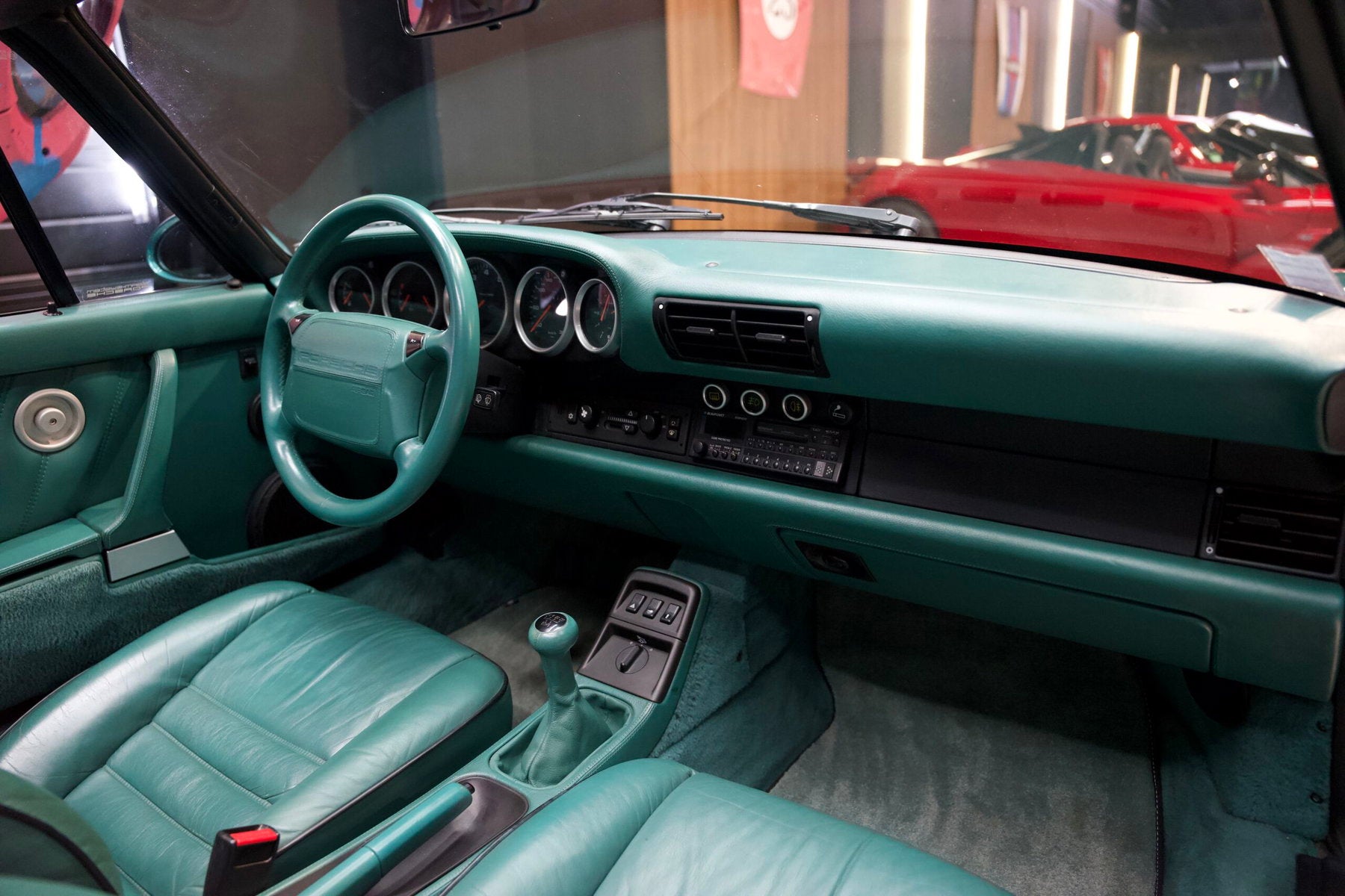 Porsche 964 Carrera 2 Cabriolet Turbo Look 1992