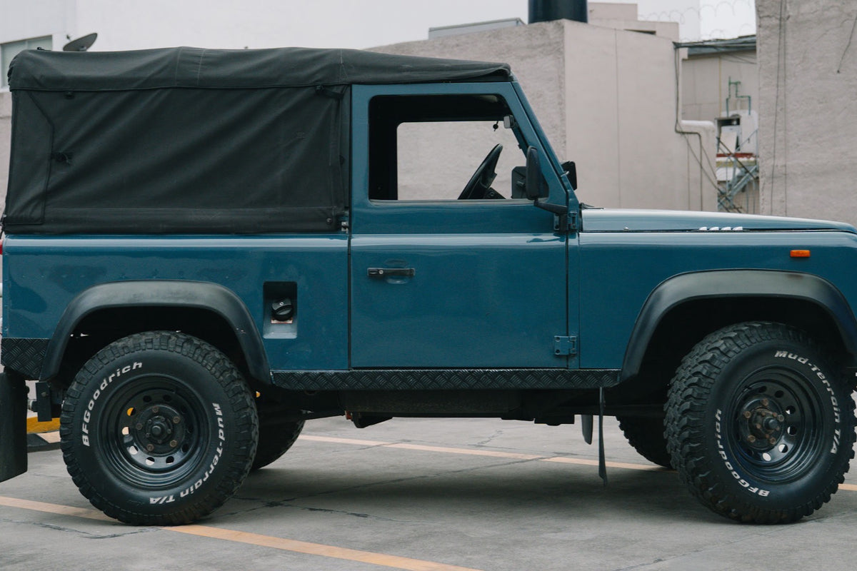 Land Rover Defender 90 Soft Top 1991