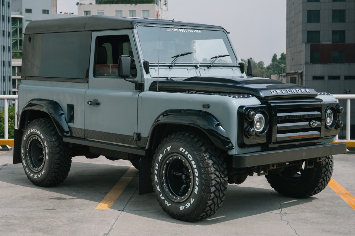 Land Rover Defender 90 V8 1988