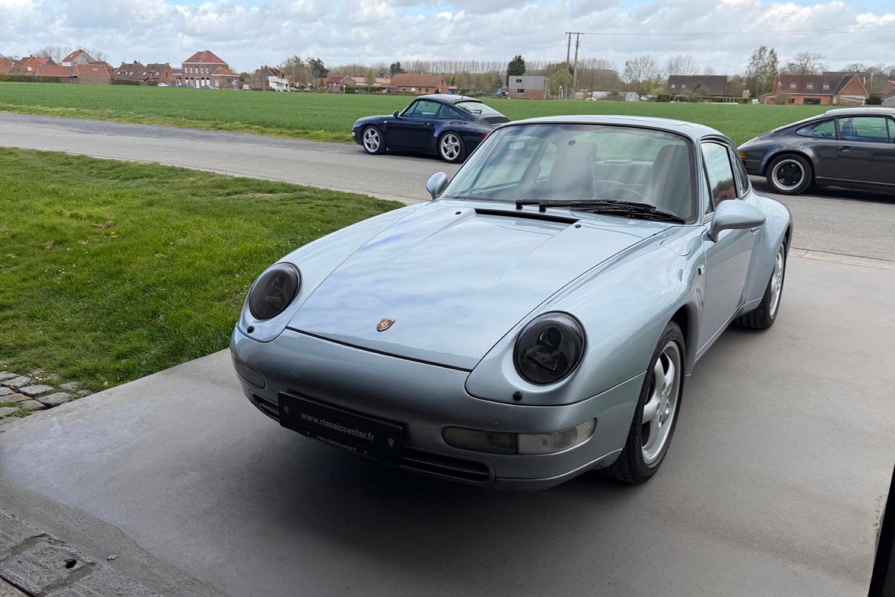 Porsche 993 Carrera 2 1994 — Polar Silver