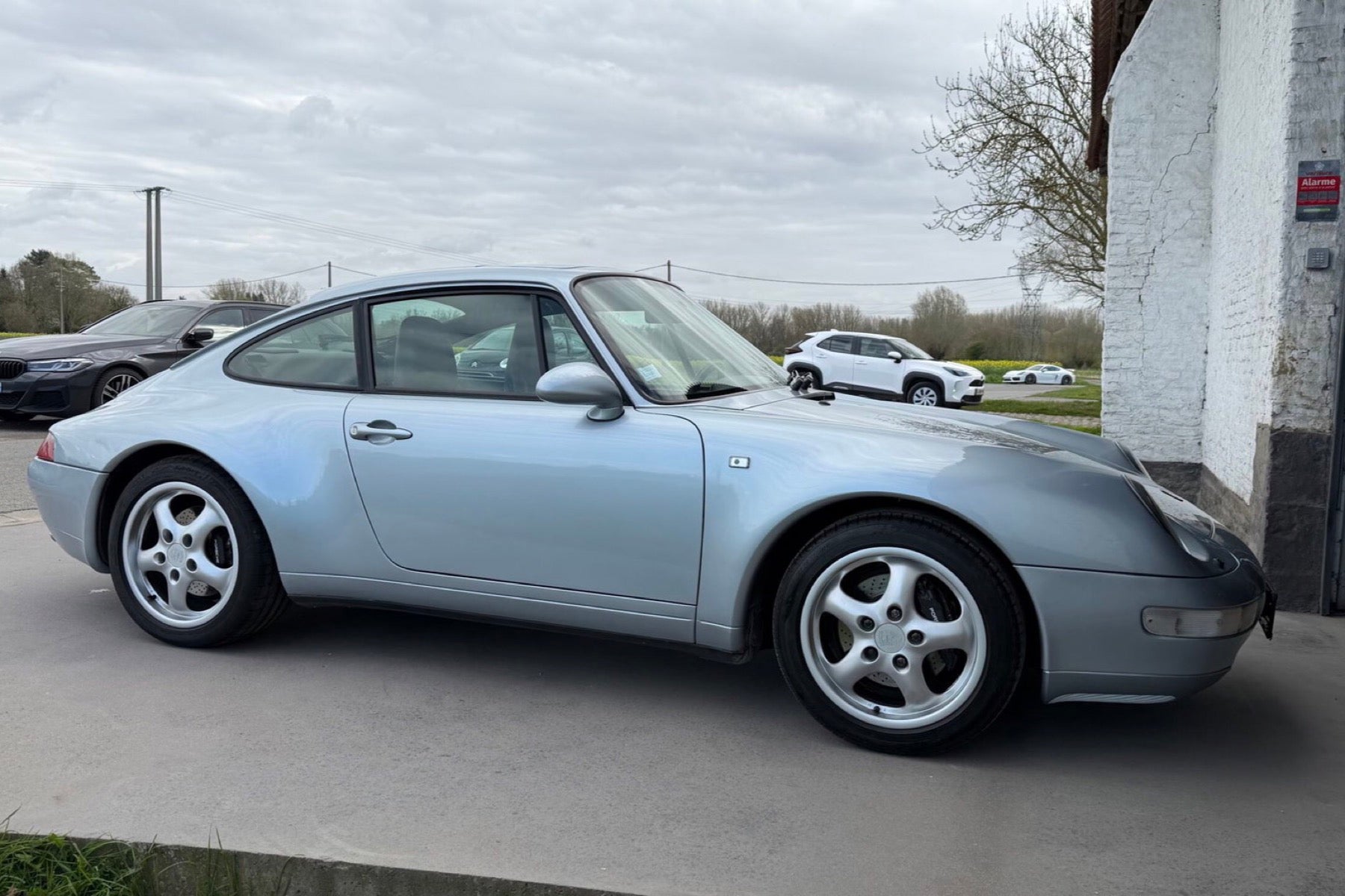 Porsche 993 Carrera 2 1994 — Polar Silver