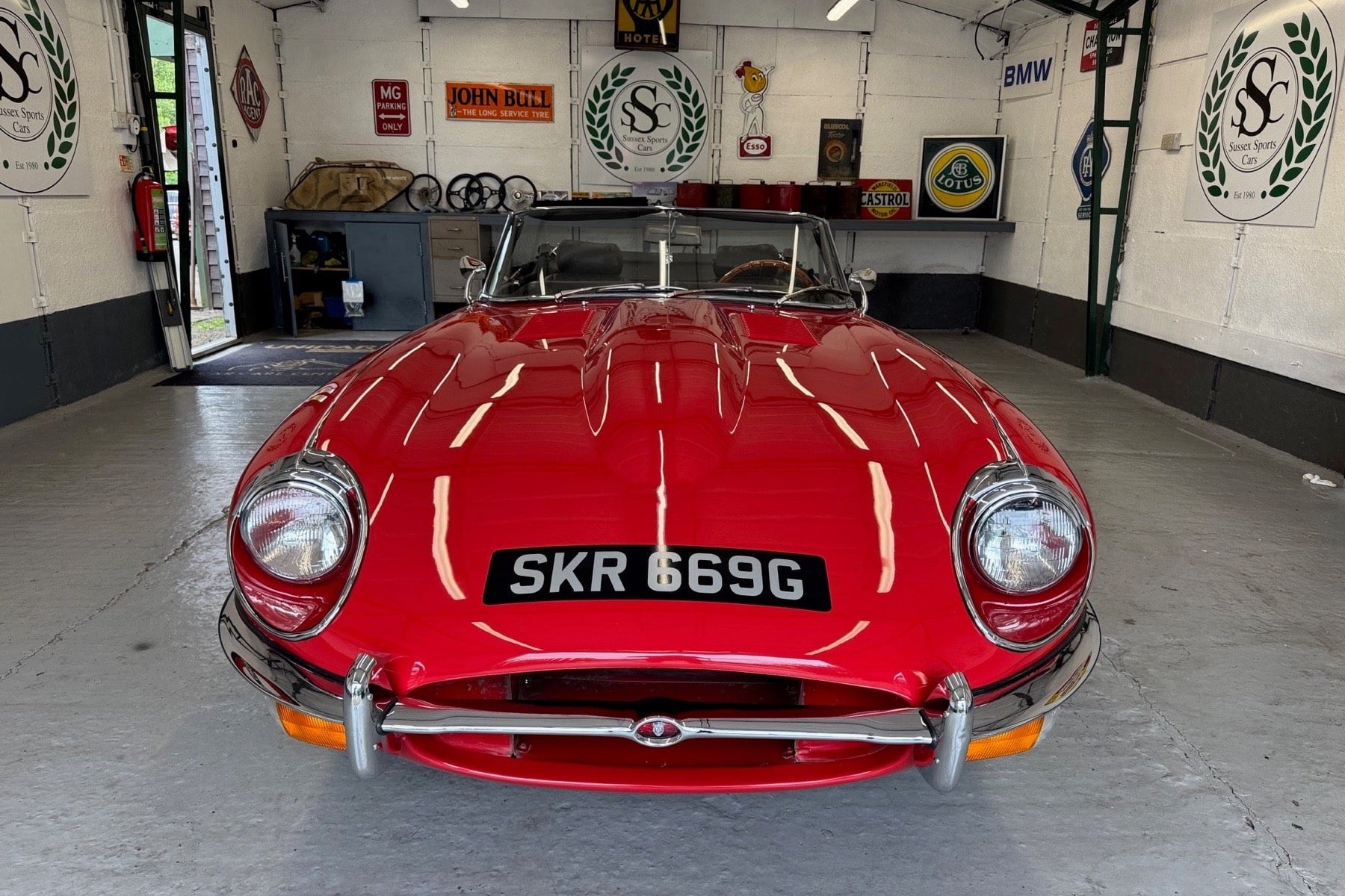Jaguar E-Type Series 2 Roadster 1969 rojo - foto 2
