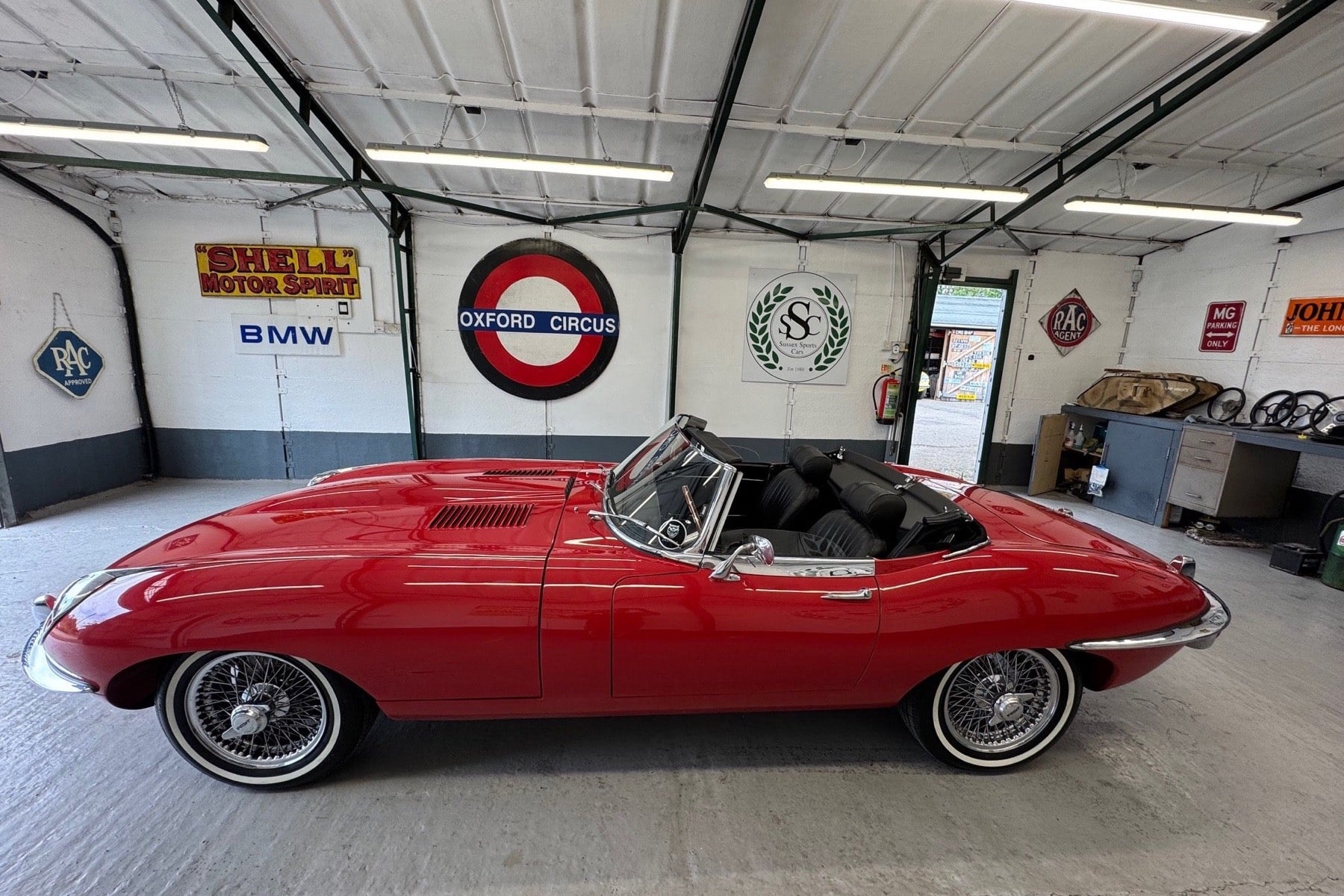 Jaguar E-Type Series 2 Roadster 1969 rojo - foto 4