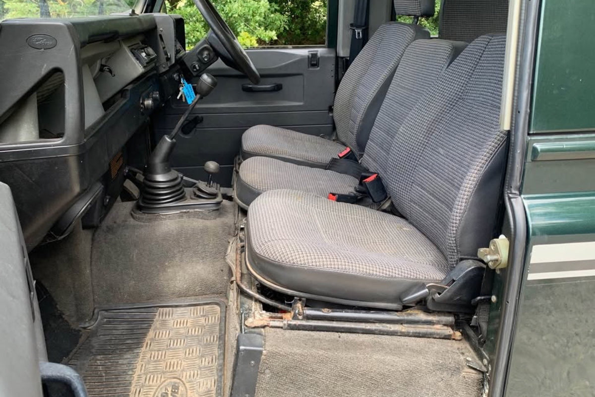 Land Rover Defender 90 County Station Wagon 1994