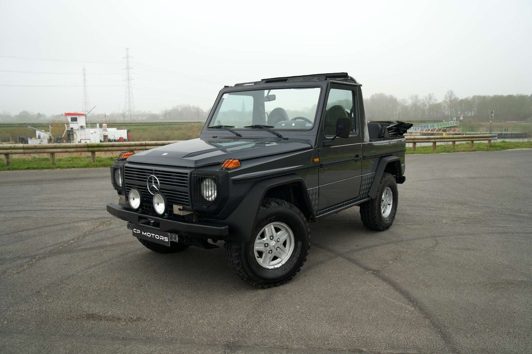 Mercedes-Benz 230 GE Cabriolet 1985 gris - foto 2