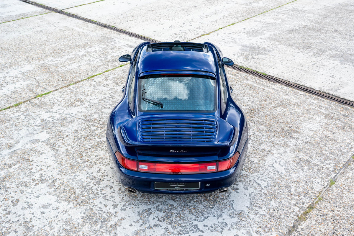 Porsche 993 Turbo 1995 — Iris Blue