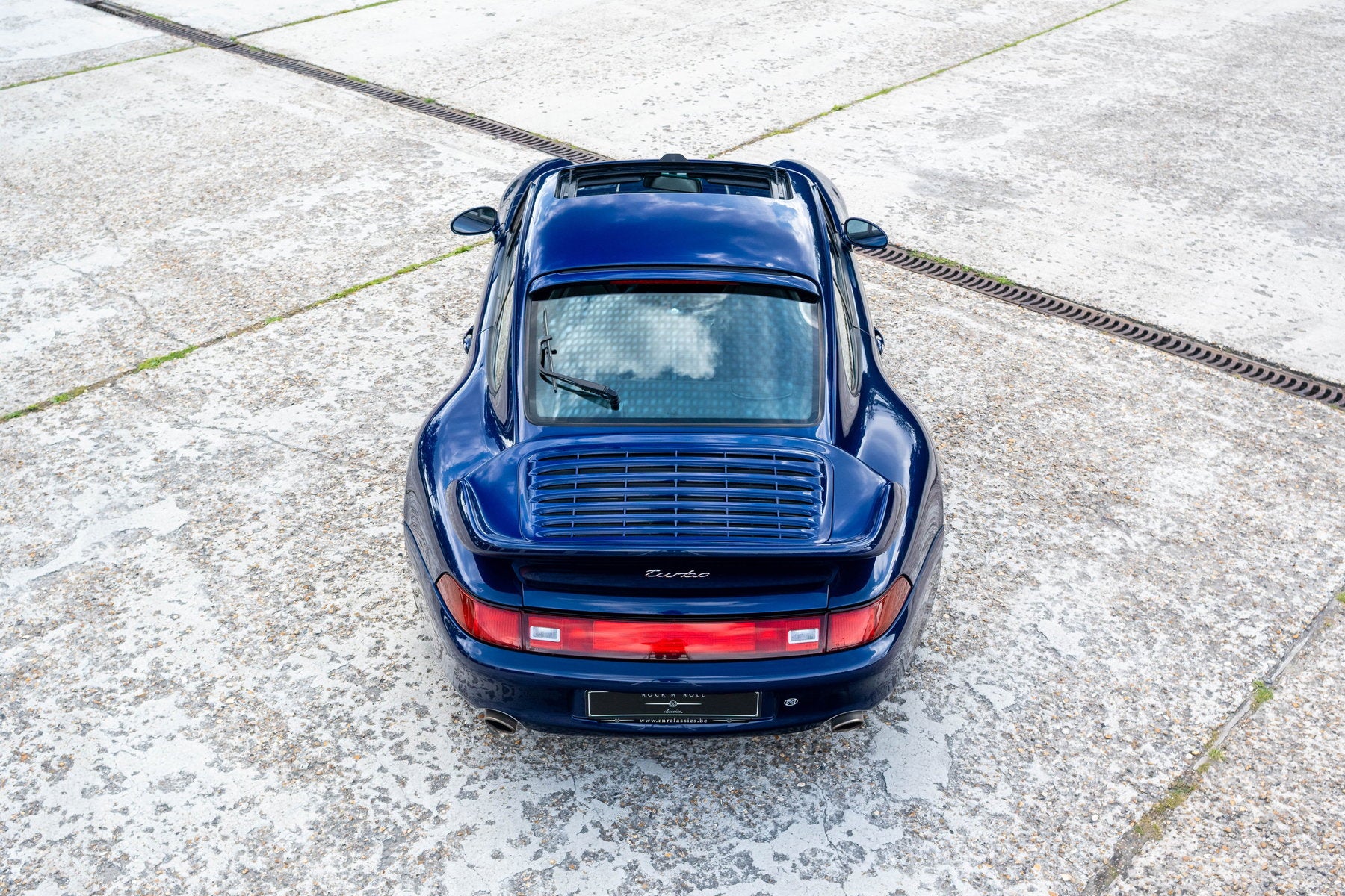 Porsche 993 Turbo 1995 — Iris Blue