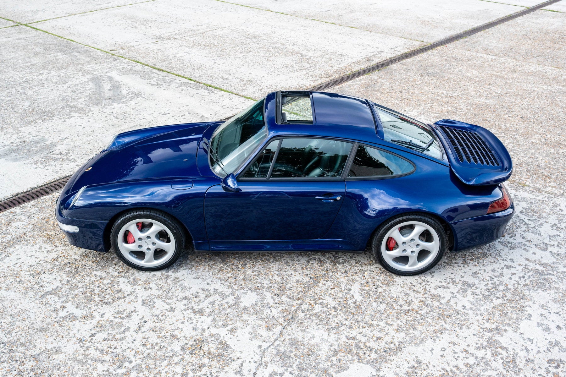 Porsche 993 Turbo 1995 — Iris Blue