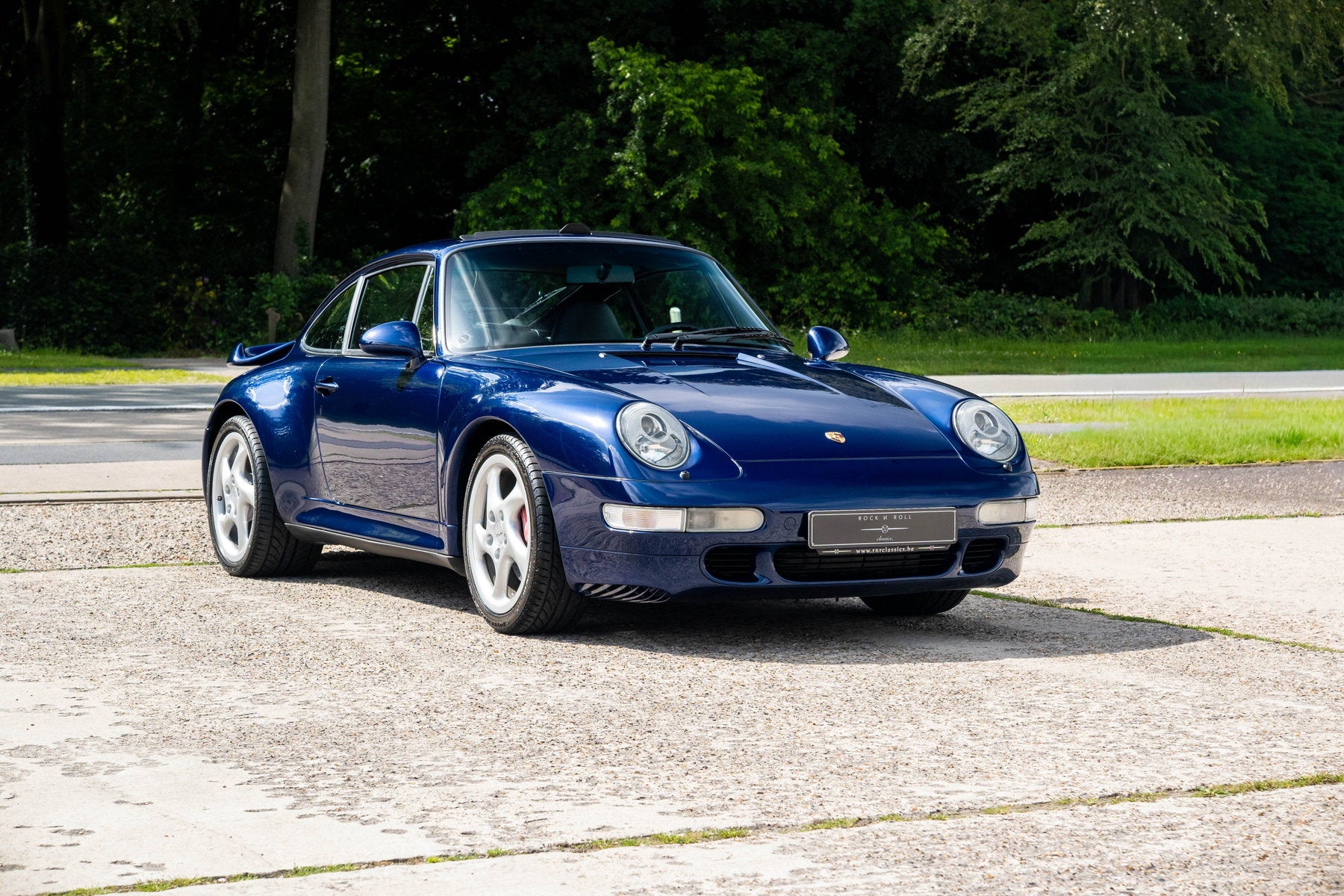 Porsche 993 Turbo 1995 — Iris Blue