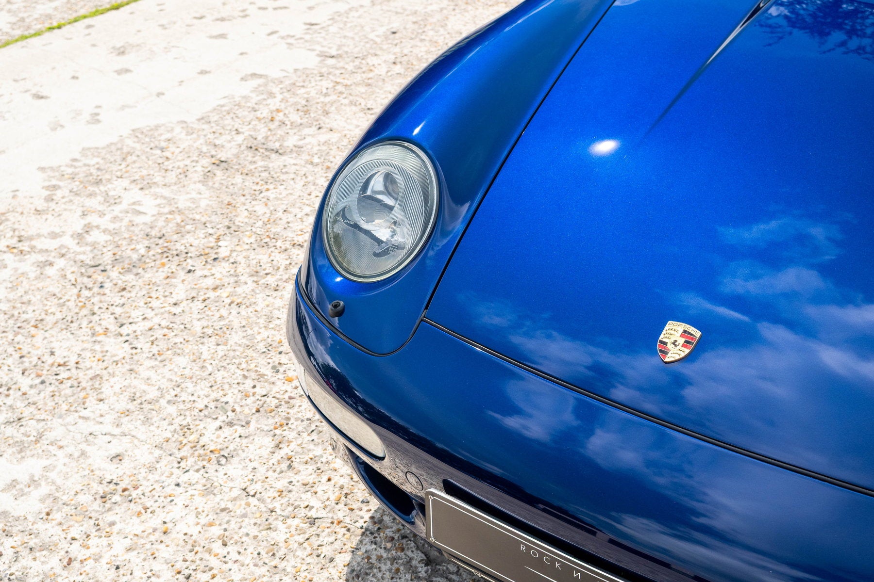 Porsche 993 Turbo 1995 — Iris Blue