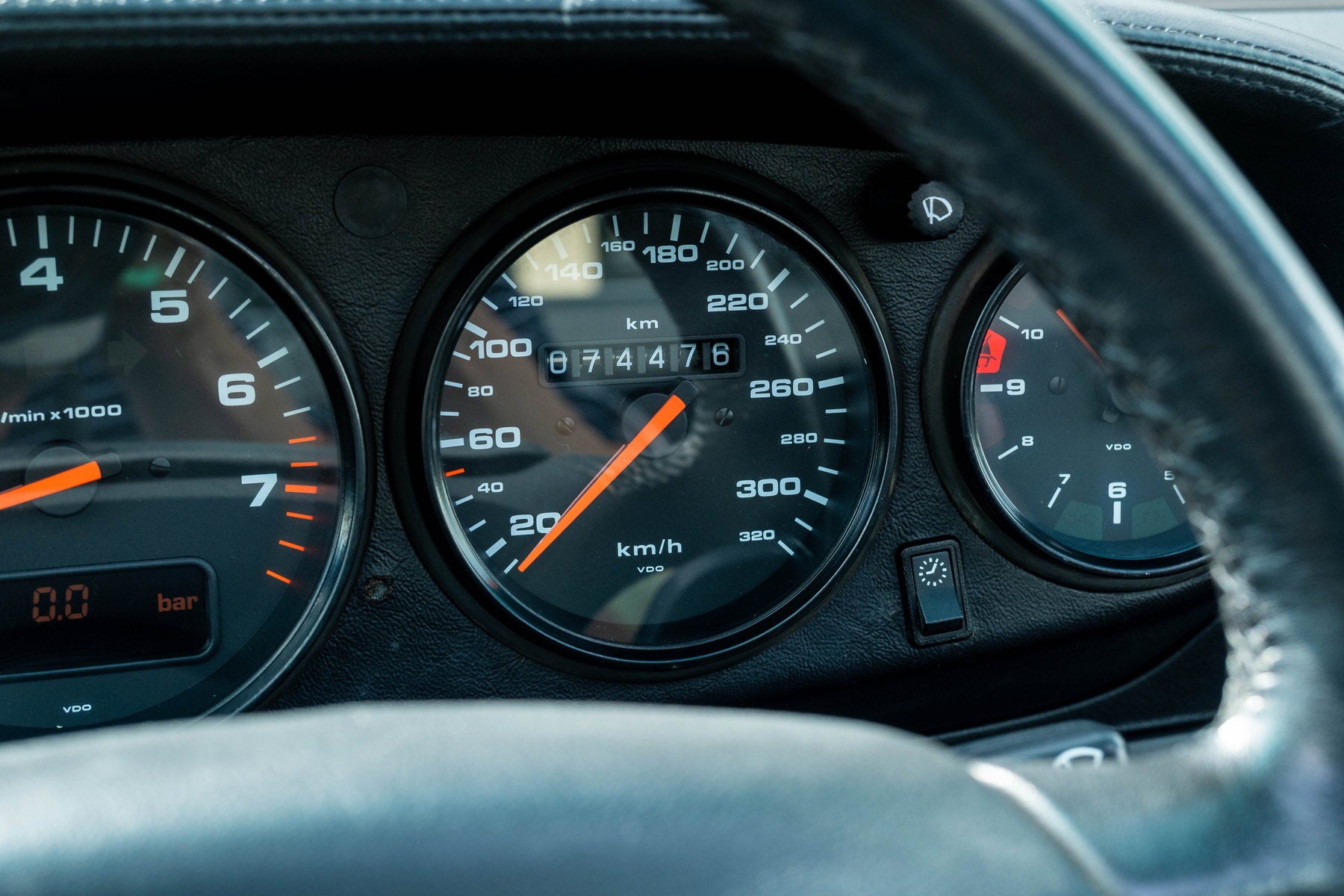 Porsche 993 Turbo 1995 — Iris Blue