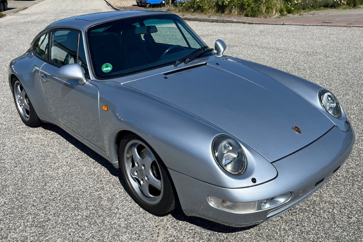Porsche 993 Carrera 2 Tiptronic 1994 — Polar Silver