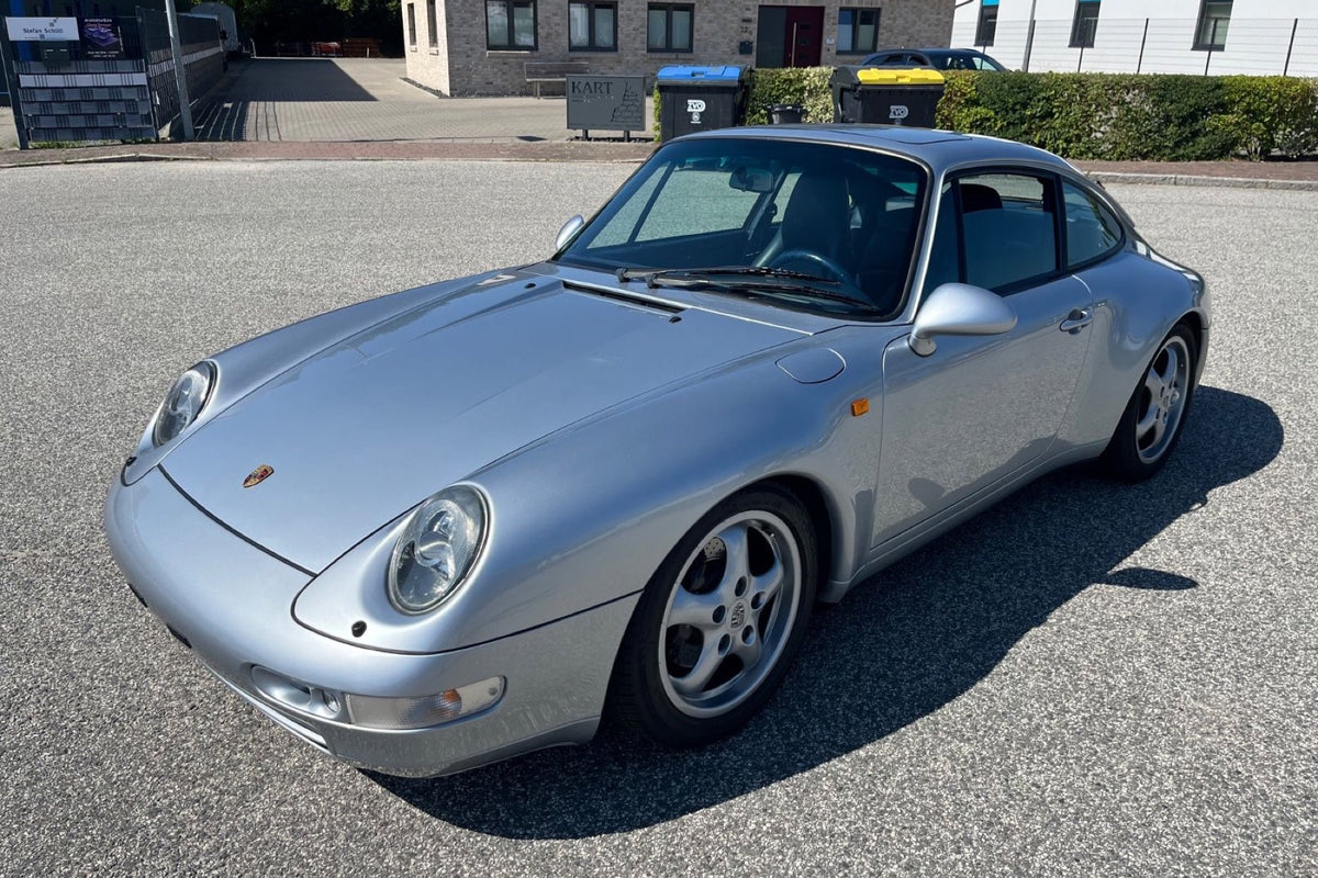Porsche 993 Carrera 2 Tiptronic 1994 — Polar Silver
