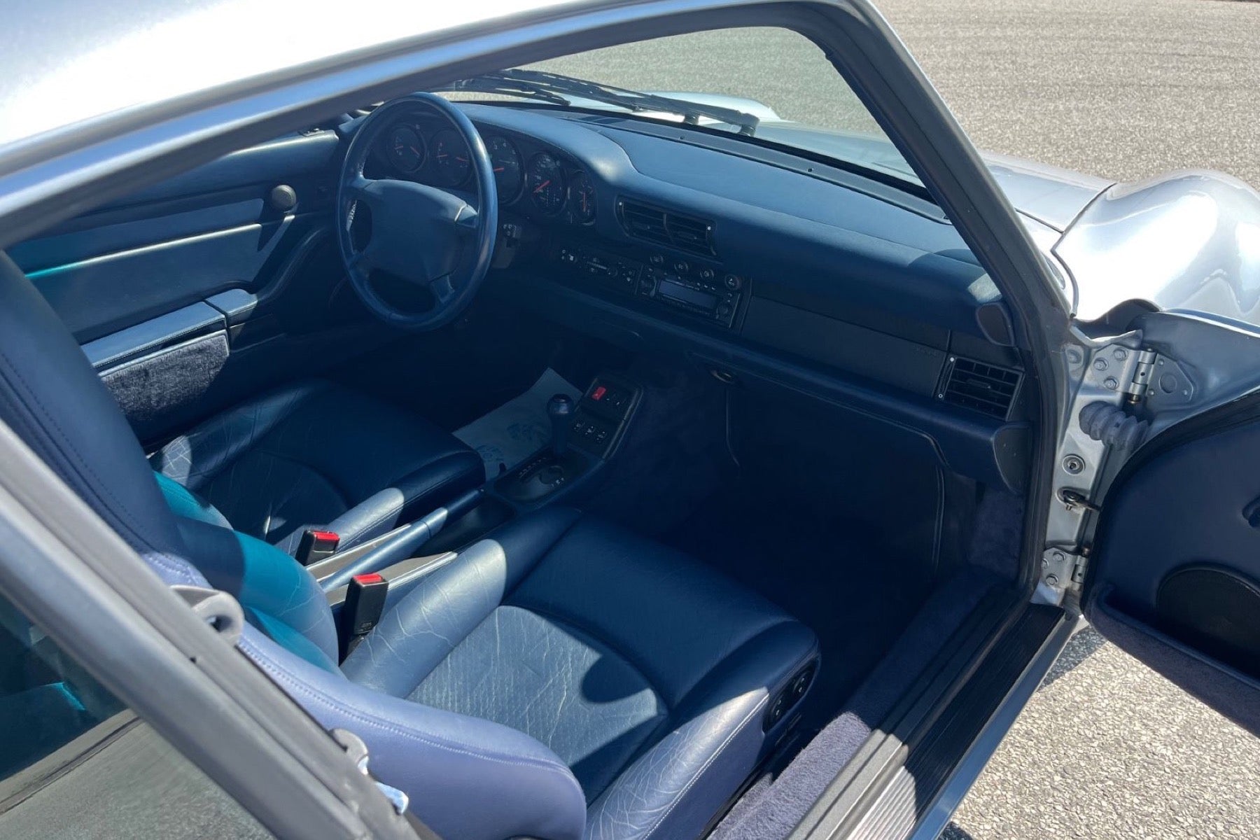 Porsche 993 Carrera 2 Tiptronic 1994 Polar Silver - foto 12