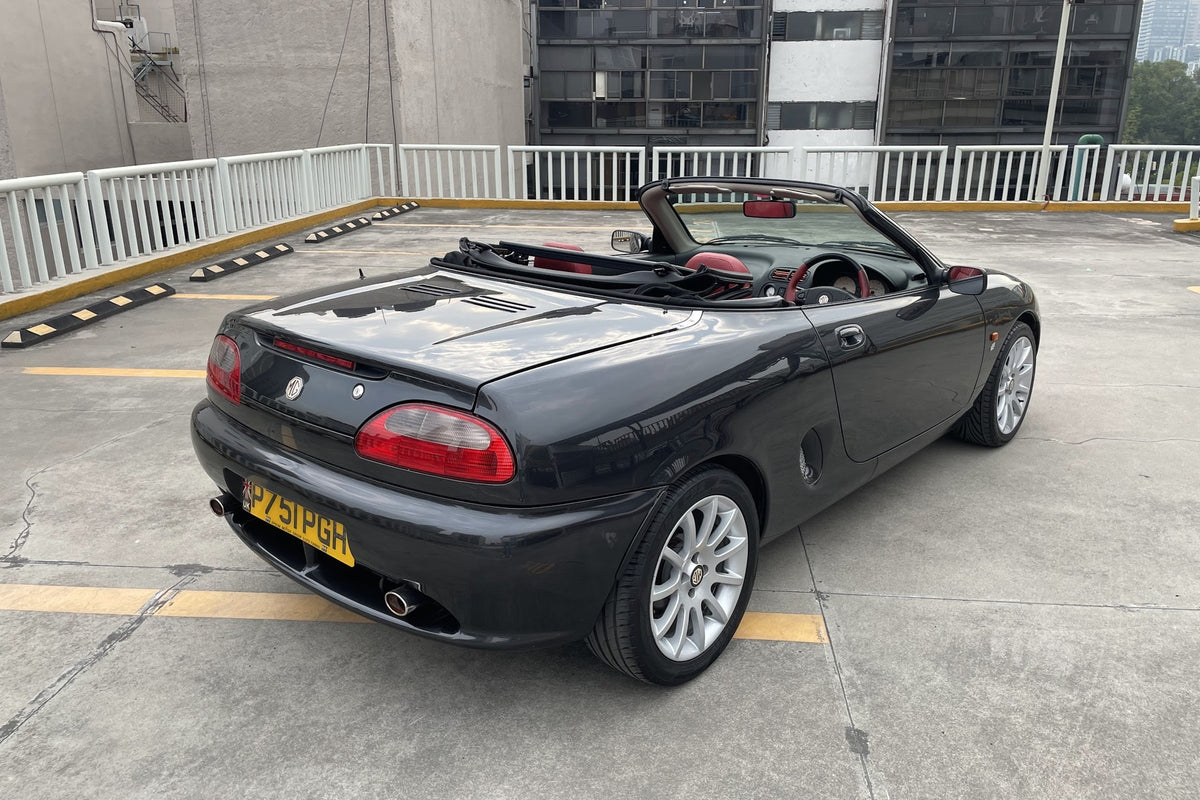 MG MGF 1996, tres cuartos trasero derecho