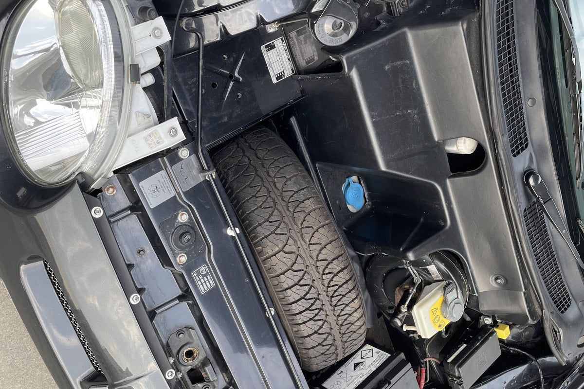 MG MGF 1996, detalle del compartimento delantero