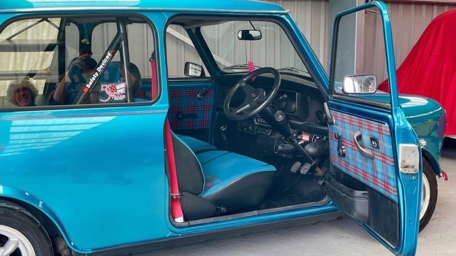 Rover Mini Sidewalk 1995 Caribbean Blue — foto 4