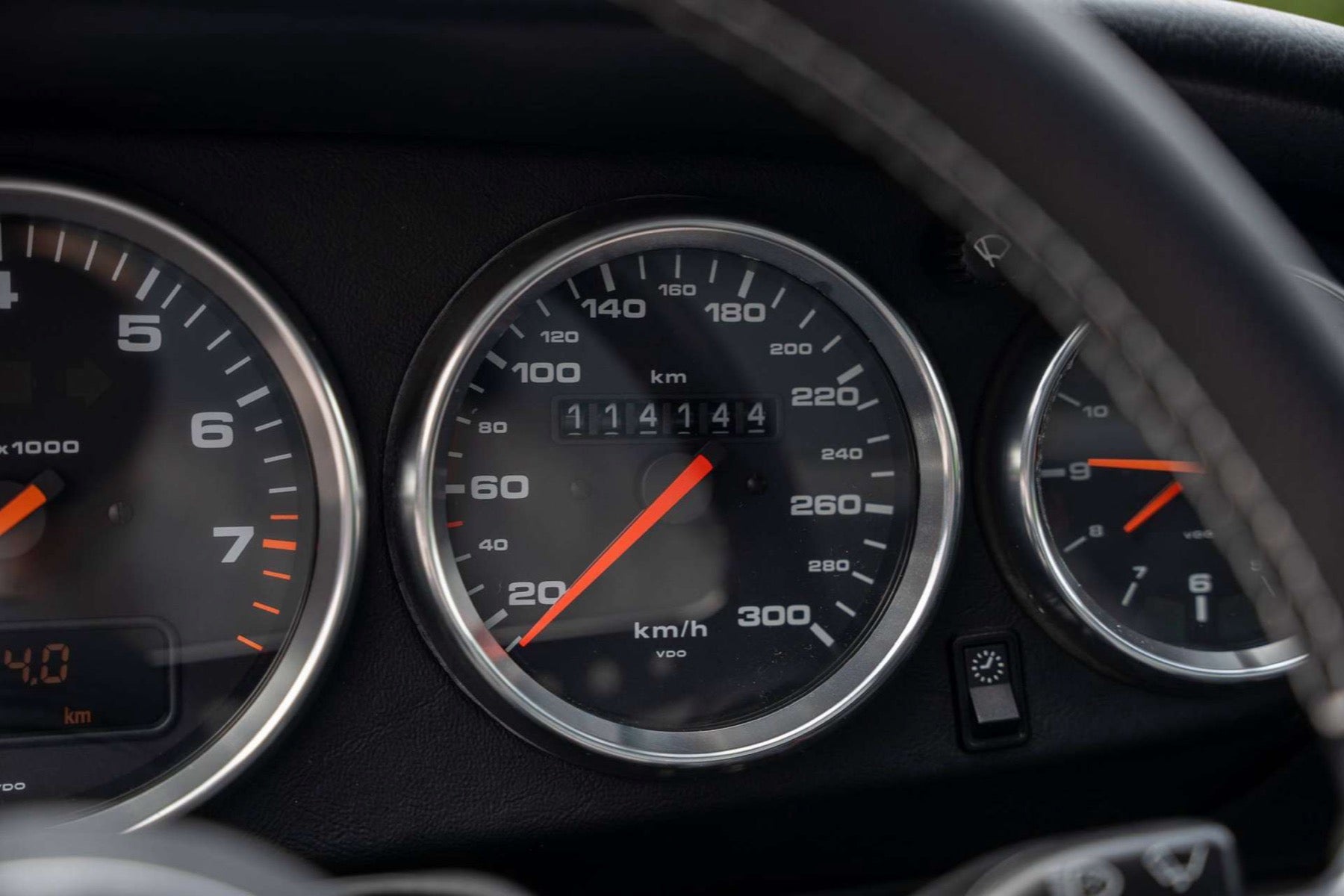 Porsche 993 Carrera 4 1996 Polar Silver - foto 18