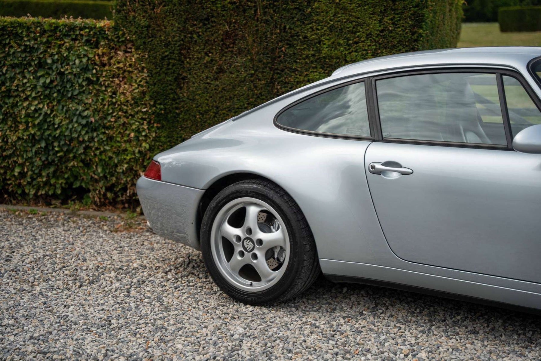 Porsche 993 Carrera 4 1996 Polar Silver - foto 30