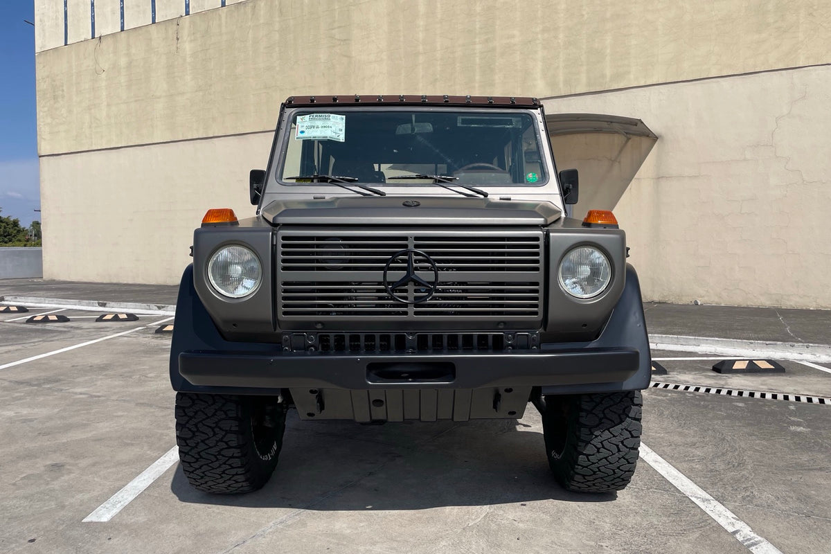 Mercedes-Benz 230 GE Steyr-Puch 1993, vista frontal y parrilla