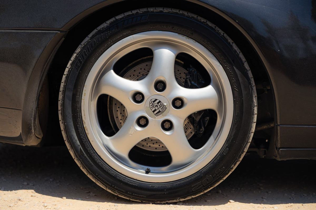 Porsche 993 Carrera 2 Tiptronic 1994 — Negro