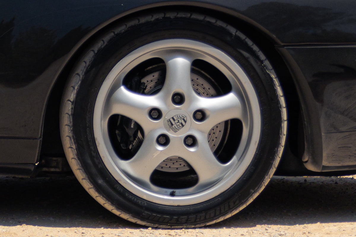 Porsche 993 Carrera 2 Tiptronic 1994 — Negro
