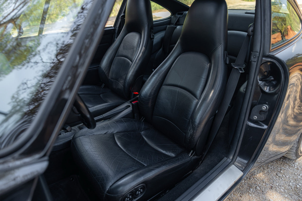 Porsche 993 Carrera 2 Tiptronic 1994 — Negro